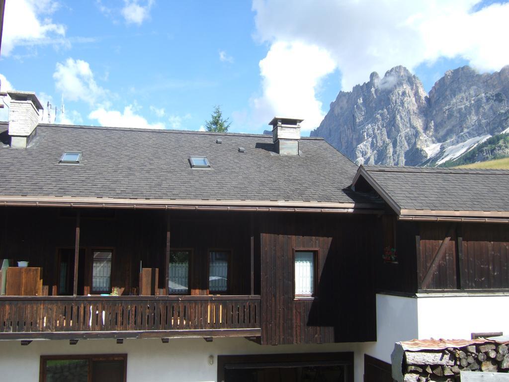 Cristallo & Faloria Suite Apartments Кортіна-д'Ампеццо Екстер'єр фото